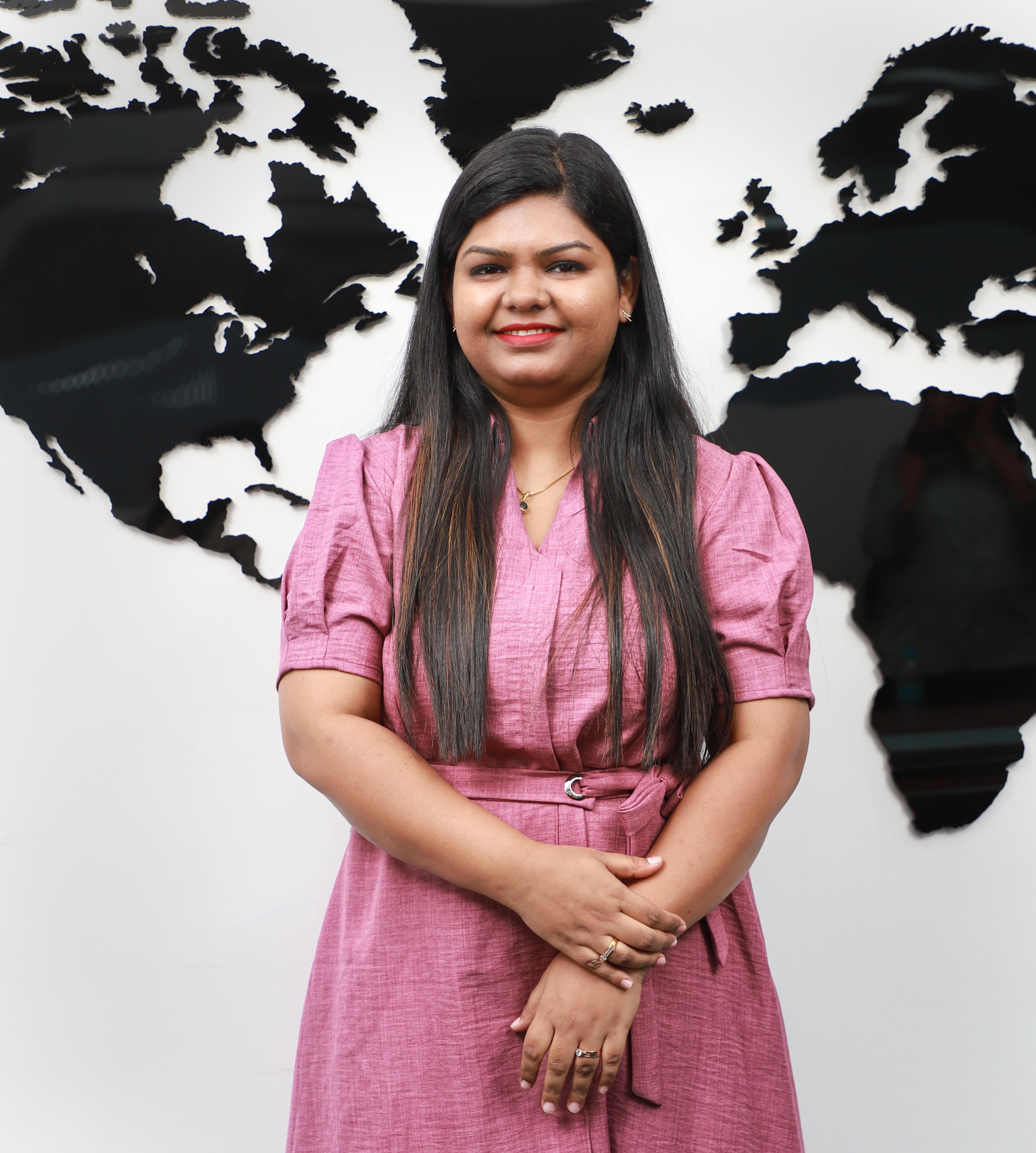 Portrait of Kirti Maharnawar, Director of Mumbai Operations