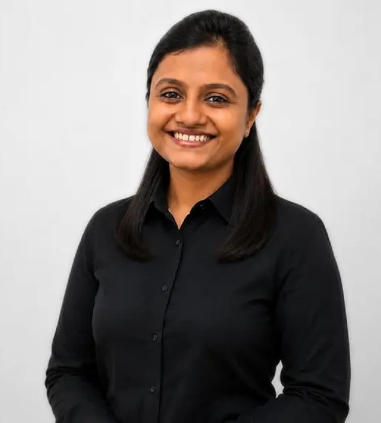 Portrait of Steffi Pereira, HR & Admin Manager